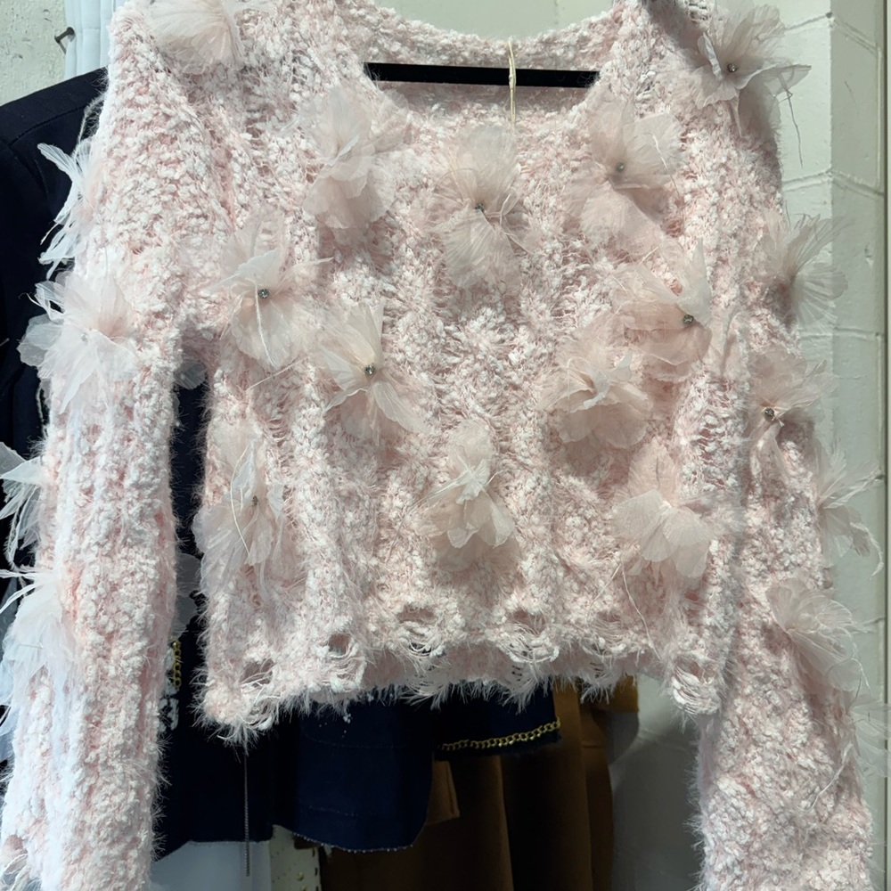 Soft Pink Floral Appliqué Women's Sweater Top
